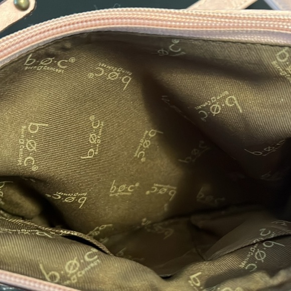 b.o.c. Amherst Piano Crossbody - Picture 7 of 8